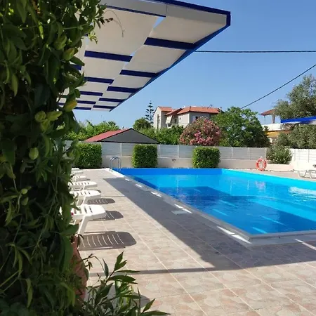 Anesis Village And Apartmán *