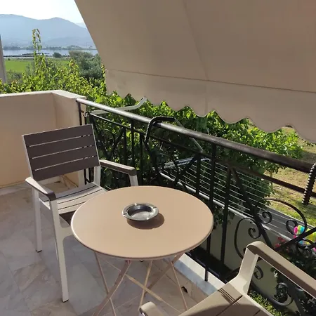 Anesis Village And Apartment *