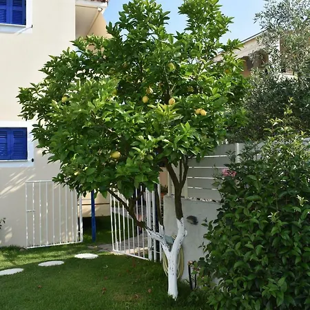 Anesis Village And Apartmán Lygia (Lefkada)